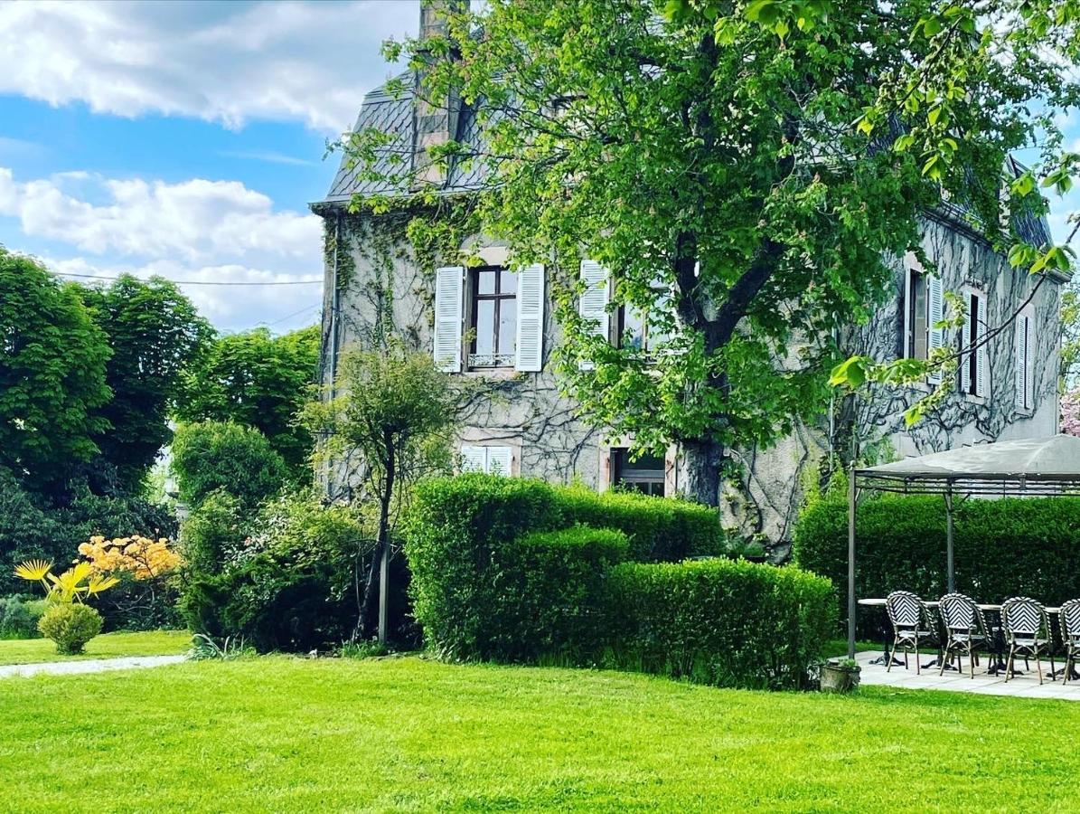 Neuvic  Villa Mura Gite Luxe Avec Piscine Et Spa Campagne Et Grand Air Nouvelle Aquitaine Correze מראה חיצוני תמונה
